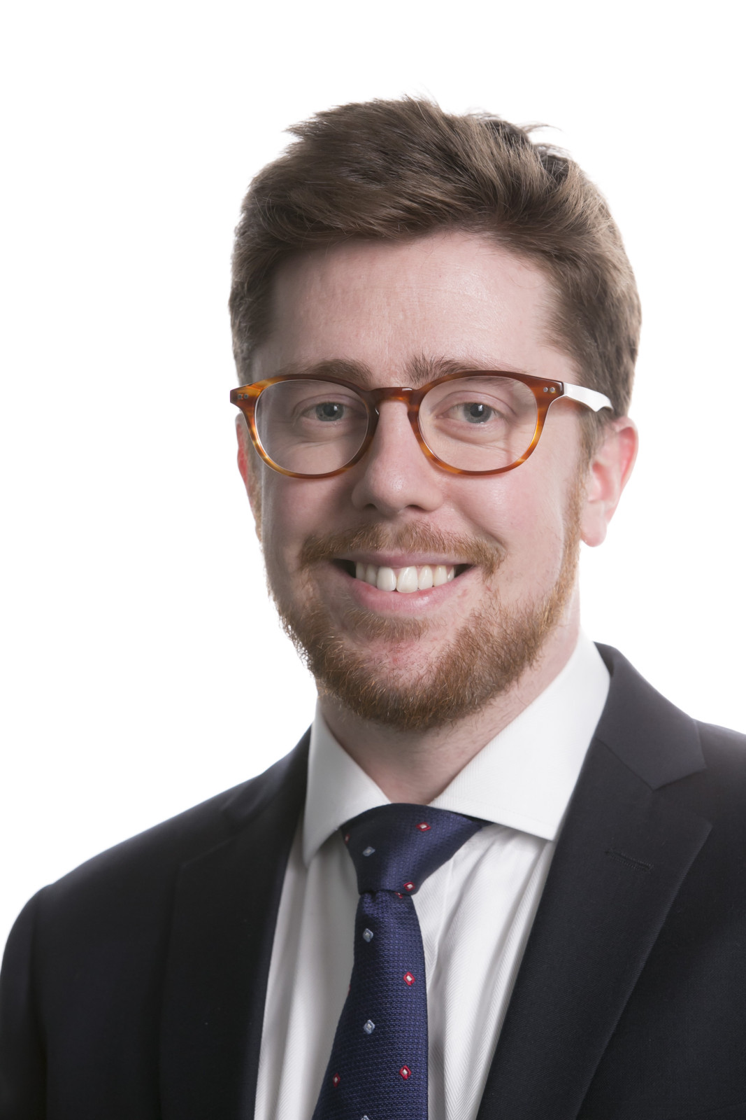 https://netzeroinvestor.net/images/uploads/content-images/Adam_Gillett_Formal_Pic.jpg